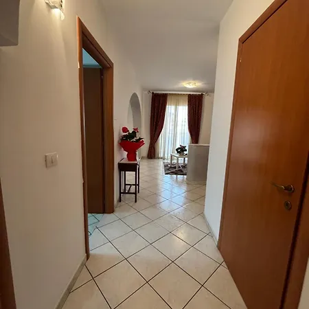 Il Sole Dell'alcantara Apartman *